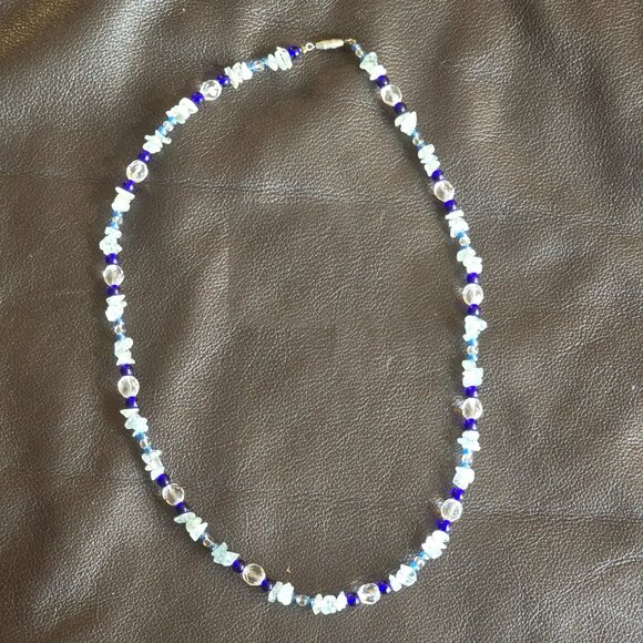 Glass & stone vintage necklace. - Picture 7 of 8